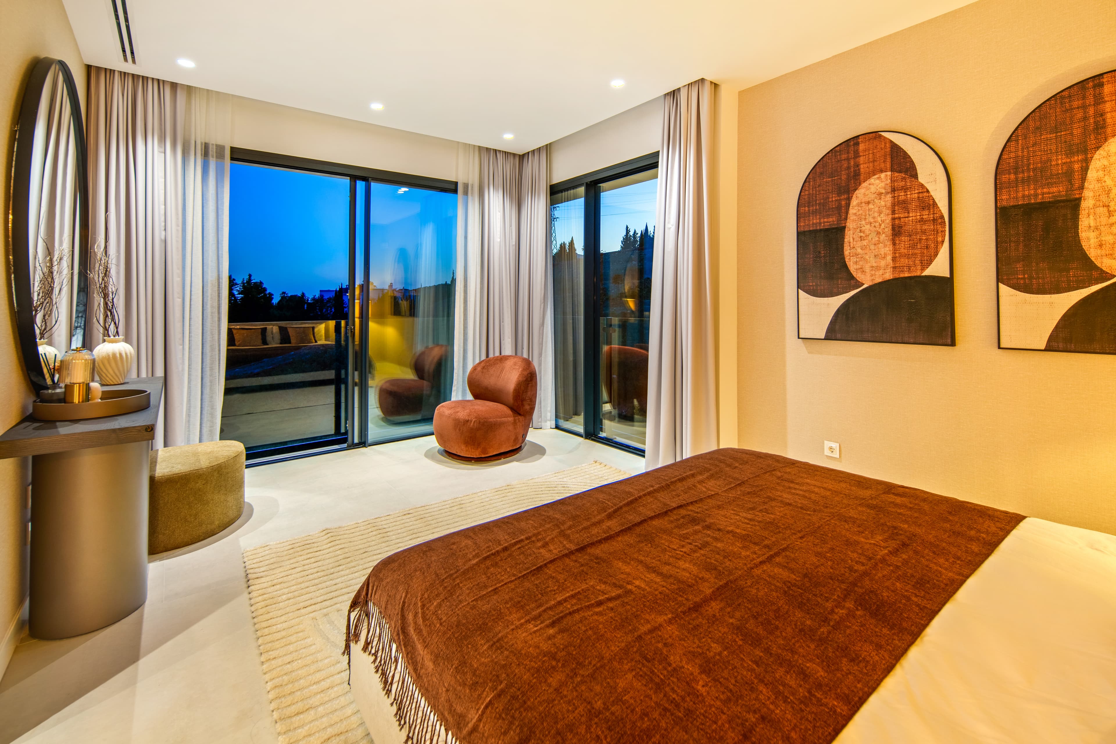 Luxury Contemporary Villa